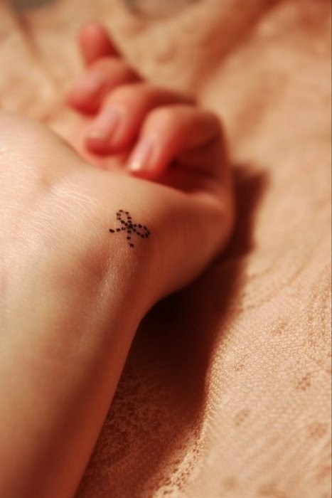 tiny tattoos - www.tattooforaweek.com
