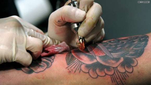 tattoo needle - are tattoos dangerous?